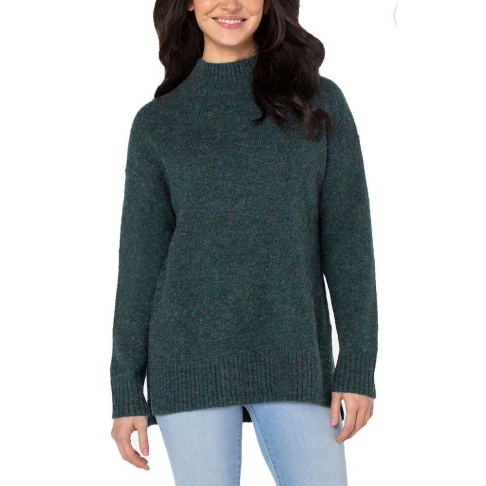 Well worn mock neck sweater wool blend green coy soft nep yarn size small